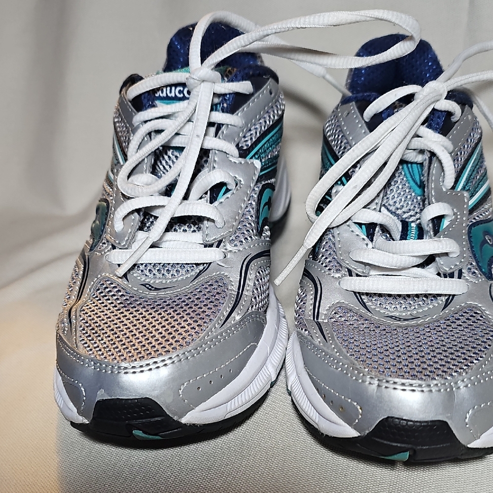 Saucony Womans Silver and Teal Sneakers - Picture 3 of 10